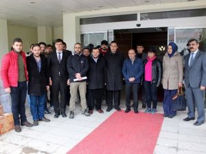 Üniversite Öğrencilerinden Güvenlik Güçlerine Pestil-köme Desteği