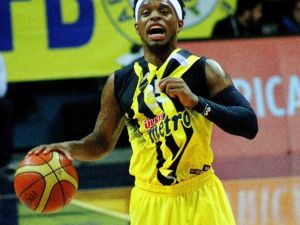 Fenerbahçe, Lig’de 17. Galibiyetini Aldı