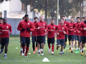 Galatasaray’da Hazırlıklar Sürüyor