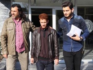 Sahte Yabancı Tanıtma Belgesiyle Yakalandı