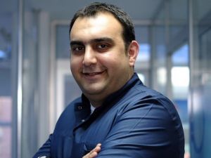 İmplant Tedavisiyle Sağlıklı Dişlere Kavuşun