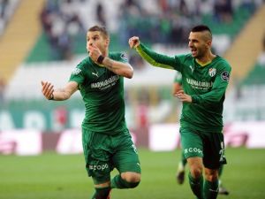 Bursaspor’u Beşiktaş Maçı Öncesi Bekleyen Tehlike