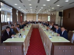 Torun İlçe Başkanlarıyla Bir Araya Geldi