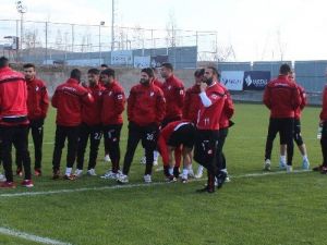 Elazığspor’da Futbolcular Eylem Yaptı