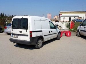 Heliporta Ambulans Girişine Araç Parkı Engeli