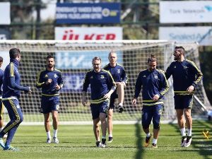 Fenerbahçe, Osmanlıspor Maçı Hazırlıklarını Sürdürdü
