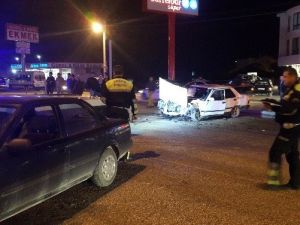 Düzce’de 2 Otomobil Çarpıştı: 1 Yaralı