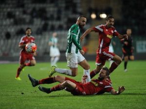 Bursaspor’da Serdar Ve Dzsudzsak Sivasspor’a Karşı Yok