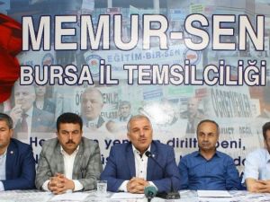Eğitim-bir-sen İlksan’ı Topa Tuttu