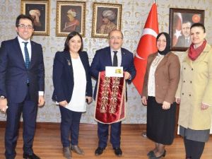 Trabzon’un Mimari Desenleri Kıyafet, Takı Ve Aksesuarlara Dönüşüyor
