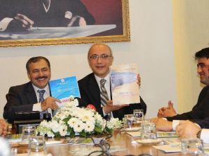 Başbakan Yardımcısı Elvan Ve Orman Bakanı Eroğlu Mersin’de