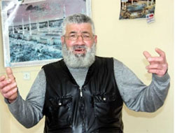 Terk eden nişanlıya, 41 yıldır şiir yazıyor