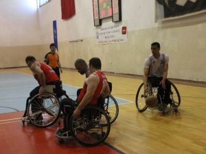 Tekerlekli Sandalye Basketbol Süper Ligi