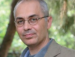 Bir yazar daha hayatını kaybetti!