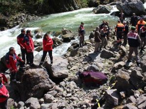 Ordu’da Irmakta Kaybolan Kadının Cesedi Bulundu