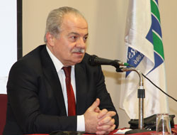 RÜ'de Mevlana Konferansı