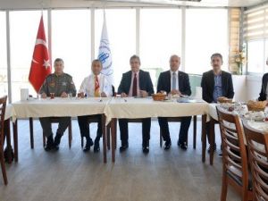 Bandırma’da "Iı. Üniversite Kent Buluşmaları"
