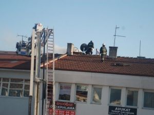 Bolu’da Baca Yangını Korkuttu