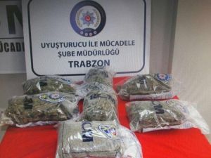 İstanbul’dan Kurye İle Getirilen Uyuşturucu Trabzon’da Yakalandı
