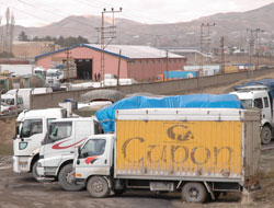 300 Ton Kaçak Çay Yakalandı