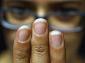 Parmaklarda Uyuşma ve Ağrı Varsa