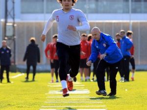 Samsunspor’da Oğuzhan Berber İlk Kez Yedek Kaldı