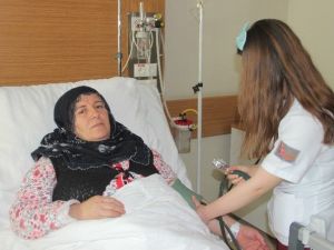 10 Yıldır Ağrı Çektiği Kistten Kurtuldu