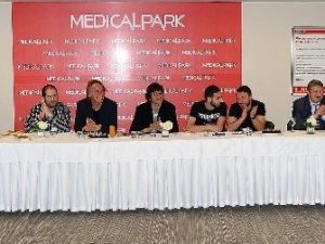 Galatasaray’dan Kanser Hastası Çocuklara Madalya