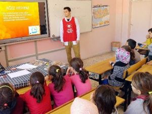 Öğrencilere Sağlıklı Beslenme Eğitimi
