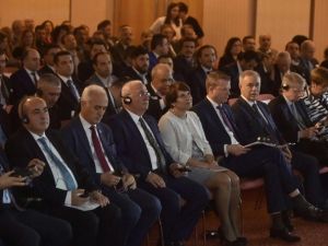 Türkiye İle Hollanda Ticaret Ve Yatırım Fırsatları Lahey’de Ele Alındı