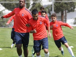 Trabzonspor Tam Kadro Hazırlıklarını Sürdürdü