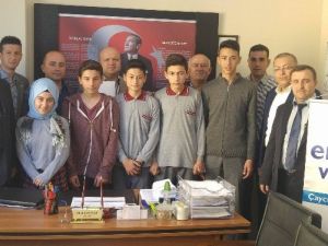 Çaycuma Ensar Vakfından Birincilere Ödül