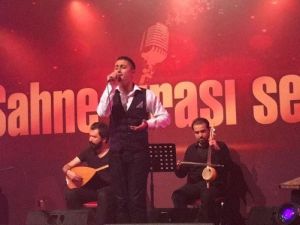 Türk Müziği Yarışmasında Grup İkincisi Oldu