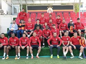 Kanser Hastası Gencin Galatasaray Sevgisi