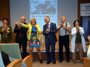 Kanser Hastalarına Konser