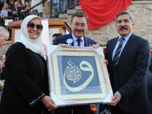 Restore Edilen Gülbaba Türbesi Ziyarete Açıldı