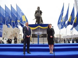 Kosova’da Yeni Cumhurbaşkanı Görevi Devraldı