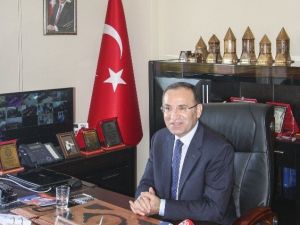 Bakan Bozdağ: "Ahlat, Çanakkale Kadar Önemlidir"