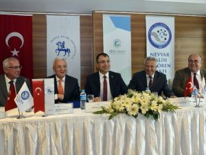 İzmir’i Yıldızlaştıracak Dev Proje İçin 2.5 Milyon Liralık Bağış