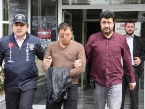 Kızını Bıçakla Yaralayan Damadını Bıçakladı