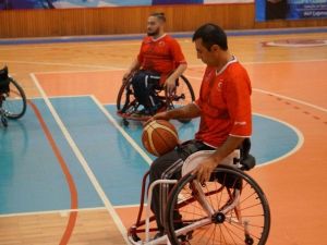 Kardemir Karabükspor Bedensel Engelli Basketbol Takımı Galatasaray’a Mağlup Oldu