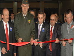 Polis Araç Sergisi Açıldı