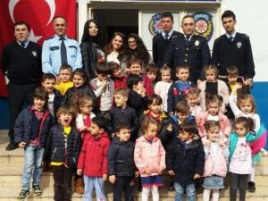 Trabzon’da Miniklerden Bölge Trafik Şube Müdürlüğü’ne Ziyaret
