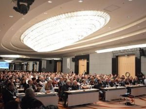 Apple, Facebbok Ve Twitter Hissesi Alacaklar Bu Semineri Bekliyor