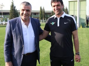 Akhisar Belediyespor, Cihat Arslan İle Nikah Tazeledi