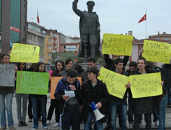 Rizeli Öğrencilerden Protesto