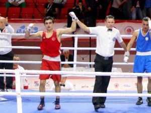Milli Boksör Volkan Gökçek Çeyrek Finalde