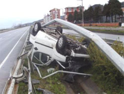 Of'ta Trafik Kazası: 1 Yaralı