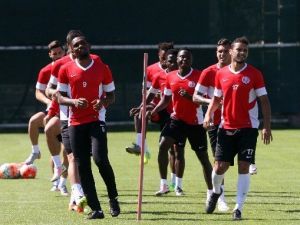 Samuel Eto’o: "Galatasaray Avrupa’nın En İyi Takımlarından Biri"