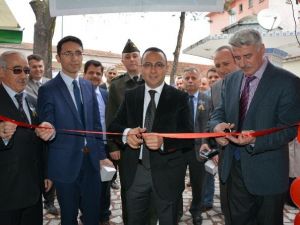 Alaçam’da Kitap Sergisi Açıldı